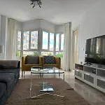 公寓 Oasis With Terrace And Sea Views With Rooftop Pool