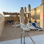 Oasis With Terrace And Sea Views With Rooftop Pool 托雷莫利诺斯