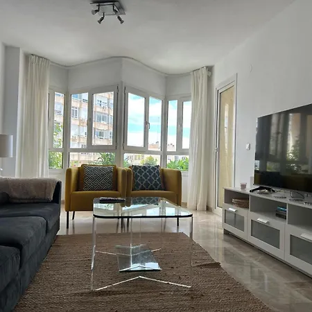 Апартаменты Oasis With Terrace And Sea Views With Rooftop Pool