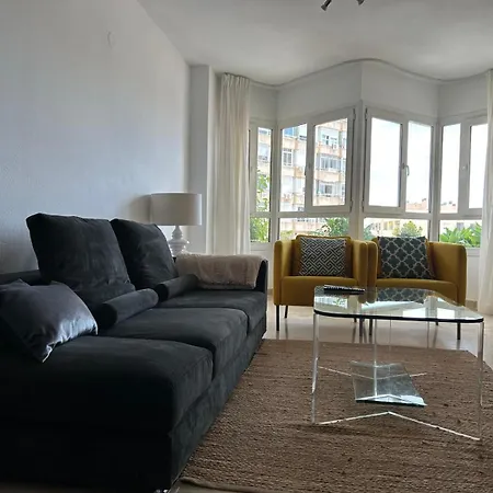 Apartamento Oasis With Terrace And Sea Views With Rooftop Pool Torremolinos