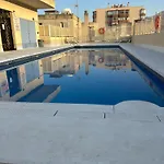 Διαμέρισμα Oasis With Terrace And Sea Views With Rooftop Pool