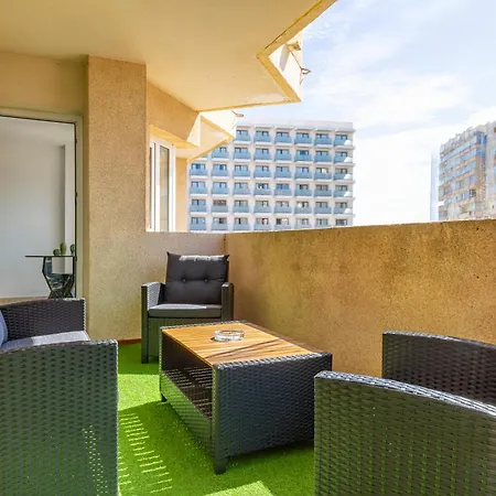 Oasis With Terrace And Sea Views With Rooftop Pool